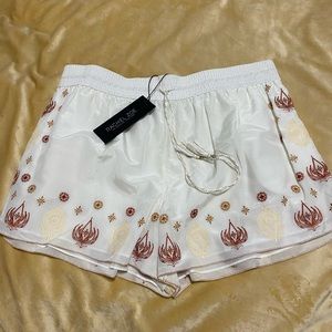 Rachel Zoe. 🛍Shorts. Emroidered Silk Blend💫